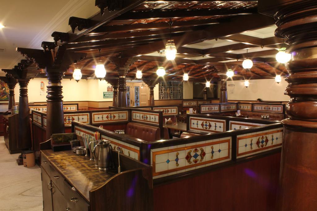 Hotel Emerald Park เชนไน ภายนอก รูปภาพ
