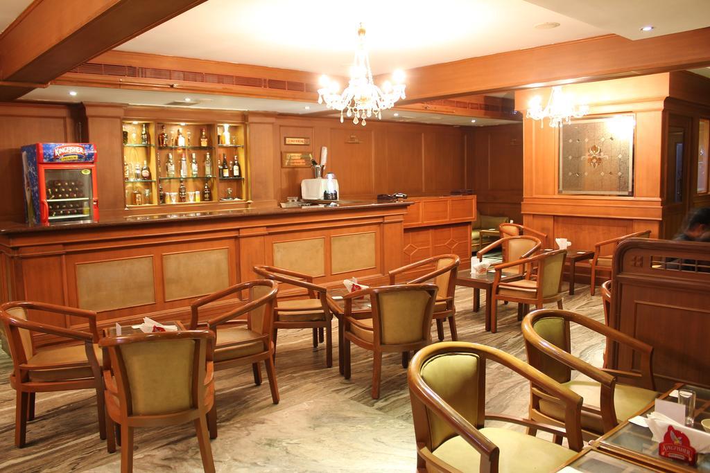 Hotel Emerald Park เชนไน ภายนอก รูปภาพ