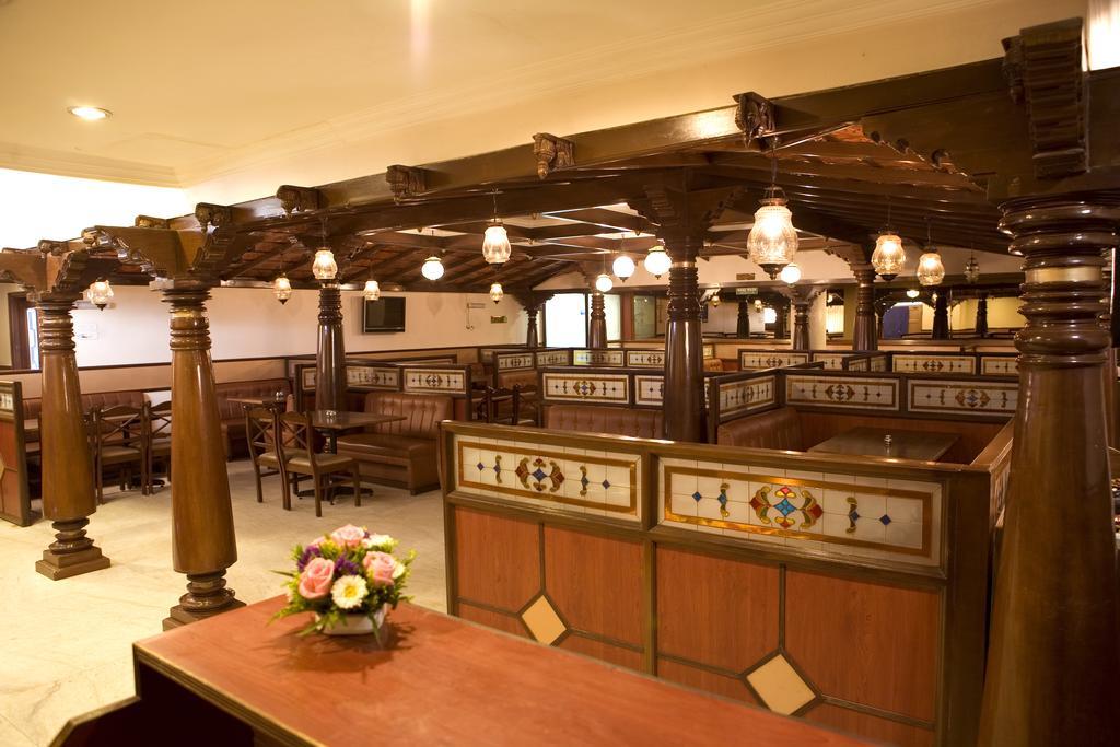 Hotel Emerald Park เชนไน ภายนอก รูปภาพ