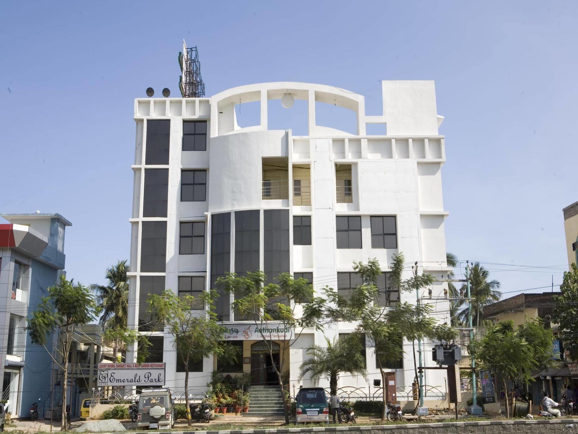 Hotel Emerald Park เชนไน ภายนอก รูปภาพ